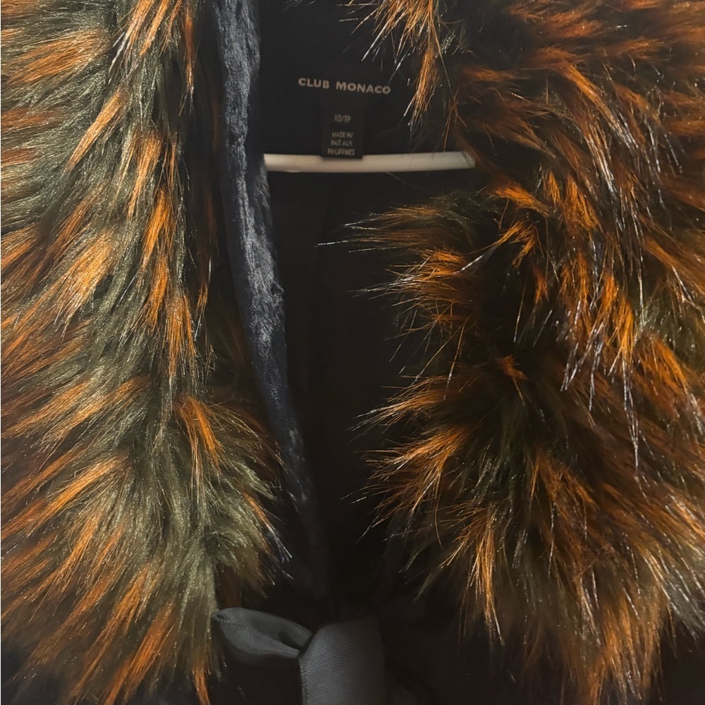 Club Monaco Black Teddy Jacket with Faux Fur Trim - Picture 4 of 8